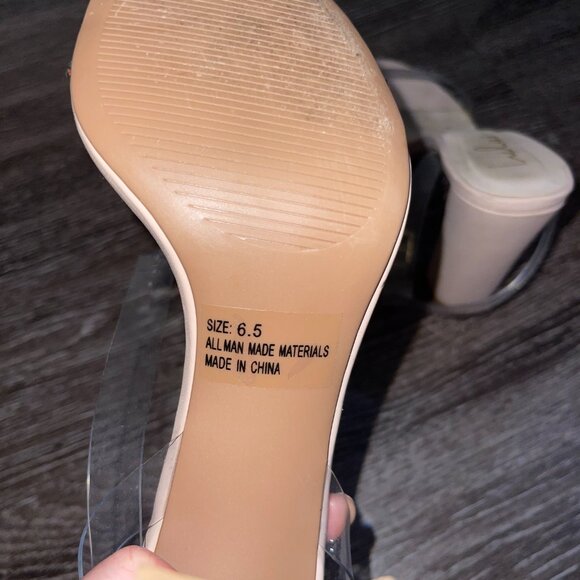 Lulu's Clear Heels - Picture 4 of 4